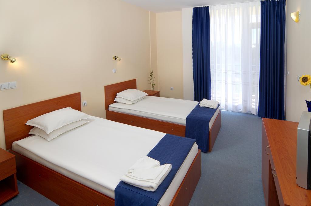 Royal Beach Hotel